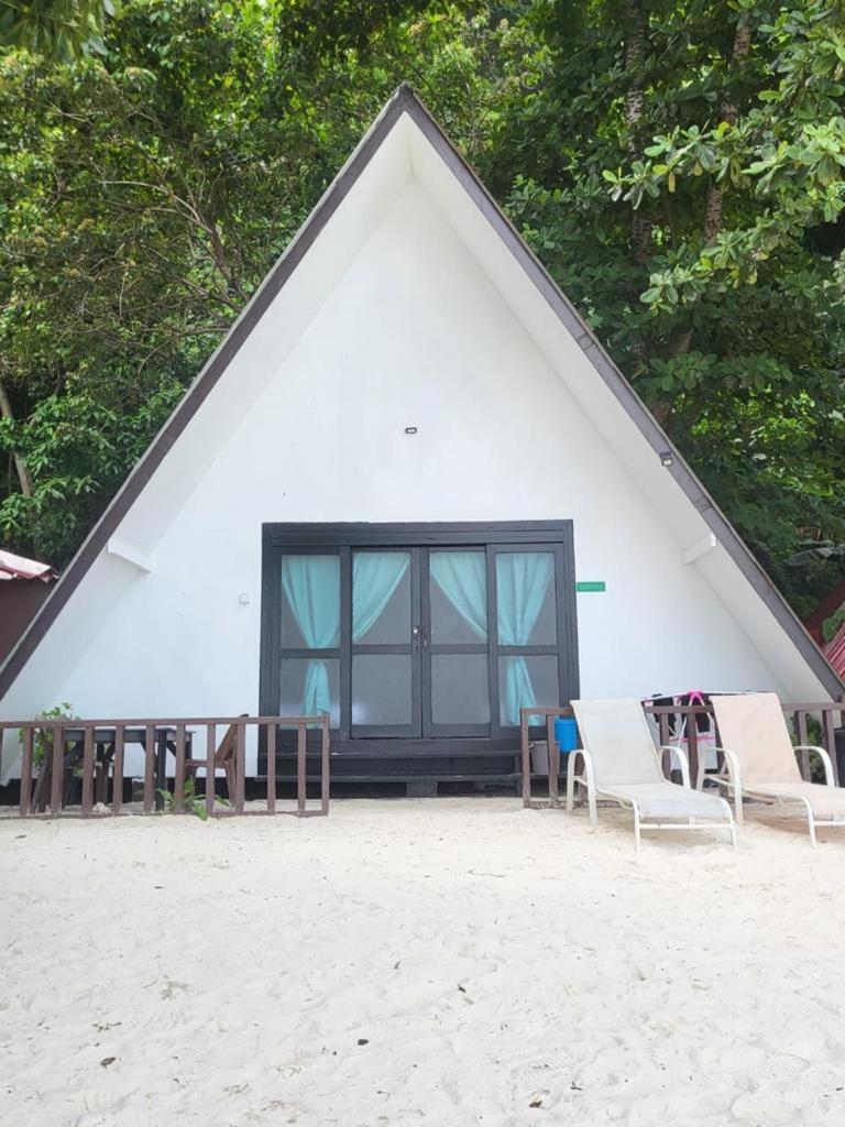 Dewati Roomstay B&B Lang Tengah Island Экстерьер фото