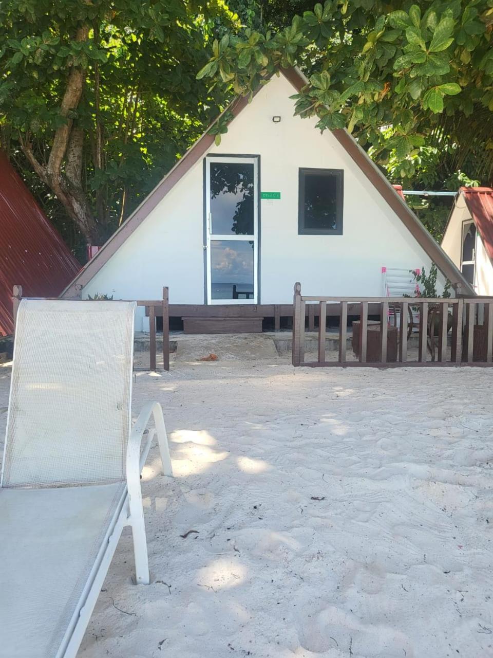 Dewati Roomstay B&B Lang Tengah Island Экстерьер фото